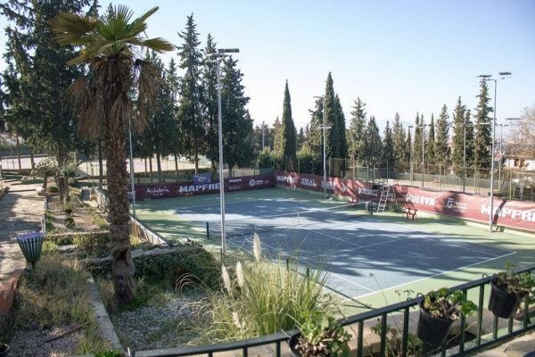 imagen Royal Society of Tenis of Granada|imagen 2 Royal Society of Tenis of Granada|imagen 3 Royal Society of Tenis of Granada